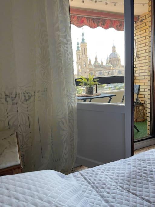 Apartamento Con Vistas Al Pilar Con Aparcamiento Privado 萨拉戈萨 外观 照片