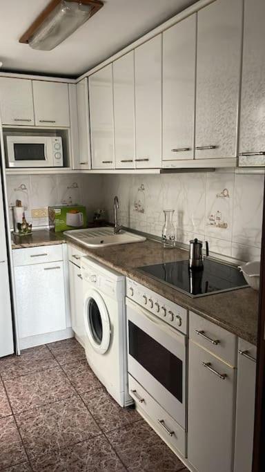 Apartamento Con Vistas Al Pilar Con Aparcamiento Privado 萨拉戈萨 外观 照片