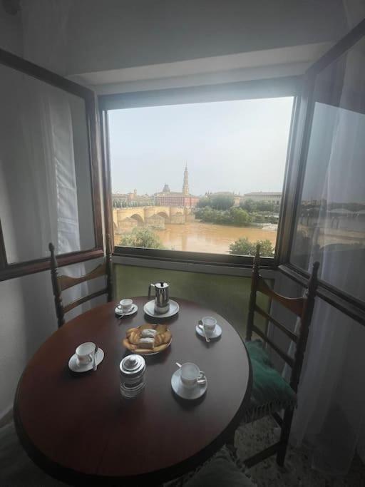 Apartamento Con Vistas Al Pilar Con Aparcamiento Privado 萨拉戈萨 外观 照片